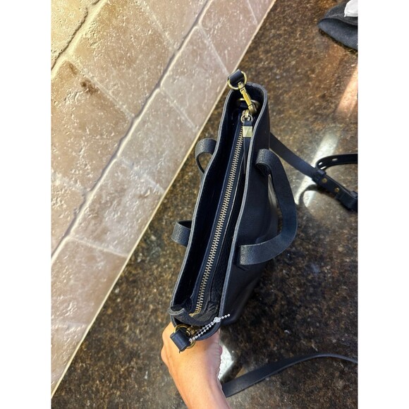 SOLD OUT Madewell The Transport Crossbody Black Leather Like New - Picture 11 of 12